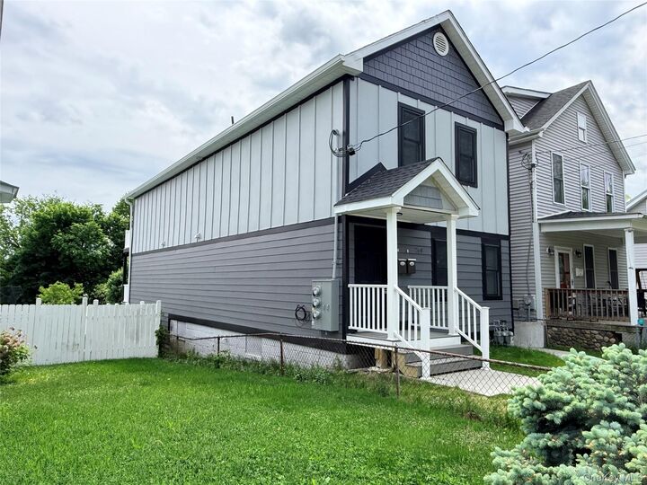 Property Photo:  268 Carpenter Avenue 2  NY 12550 