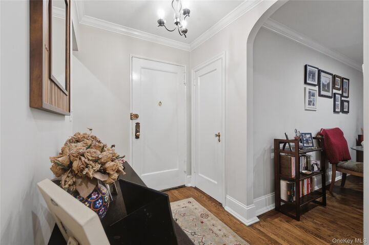 Property Photo:  1273 North Avenue 1E/5  NY 10804 