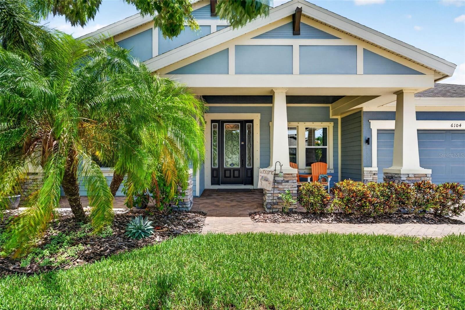 Property Photo: 6104 Shadowlake Drive FL 33572