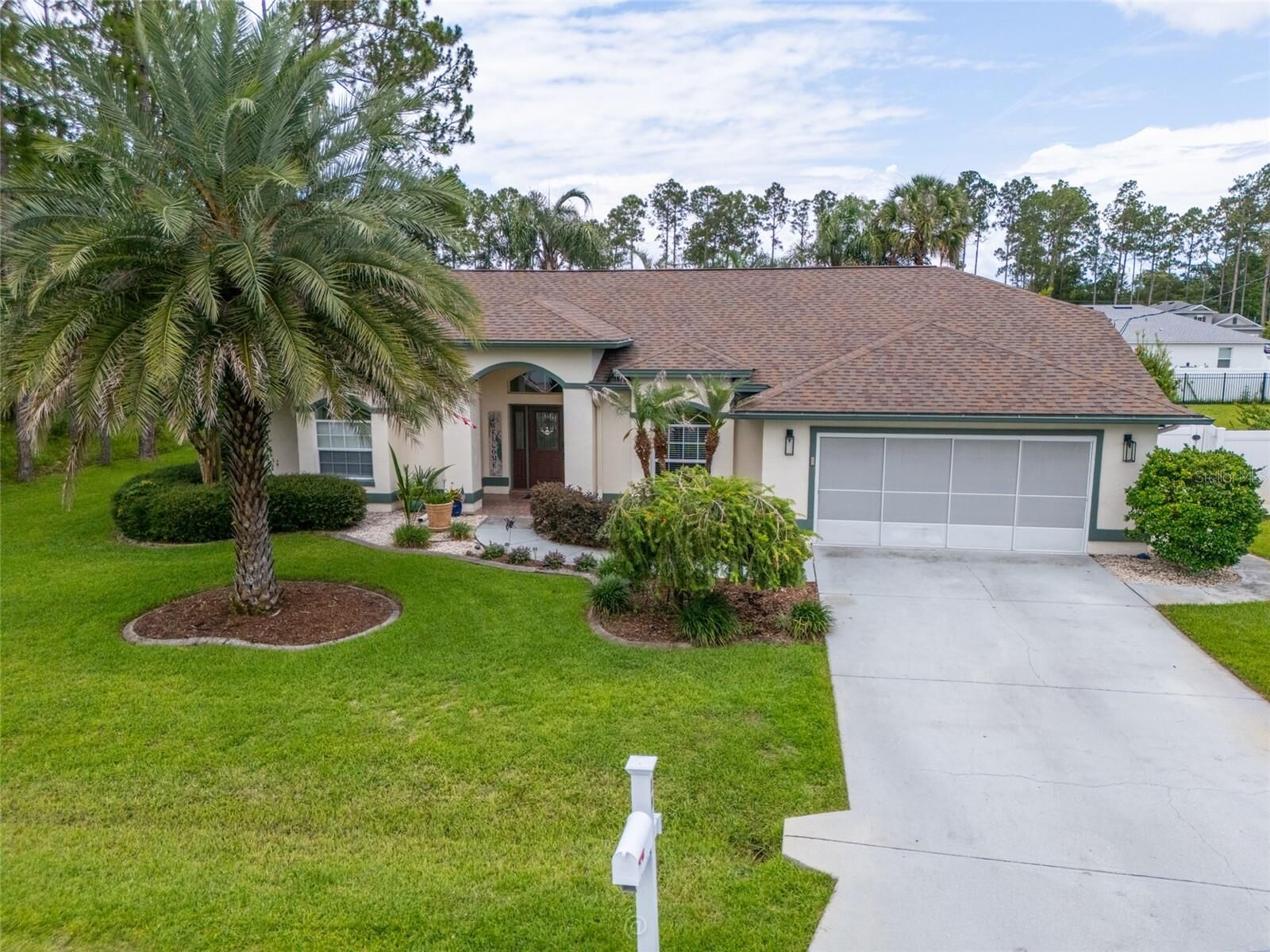 Property Photo: 29 Woodholme Lane FL 32164