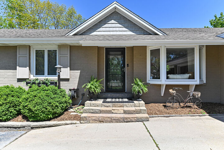 Property Photo:  4935 Buena Park Rd  WI 53185 