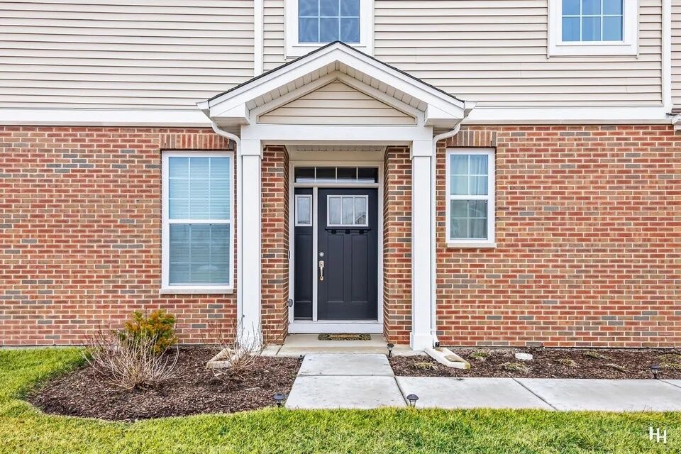 Property Photo:  1200 Draper Road  IL 60050 