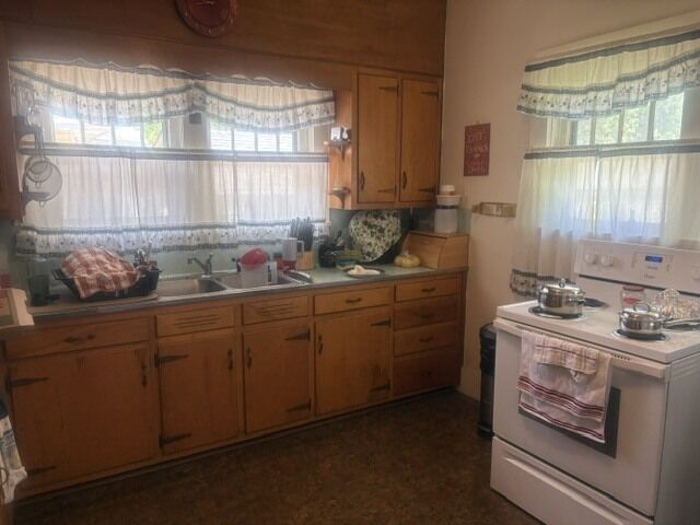 Property Photo:  808 N 11th Street  IL 62966 