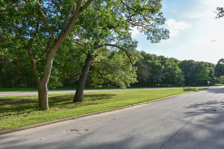 Property Photo: 36 159th Street IL 60409