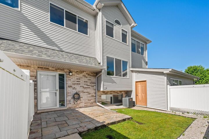 Property Photo:  272 Park Ridge Lane A  IL 60504 