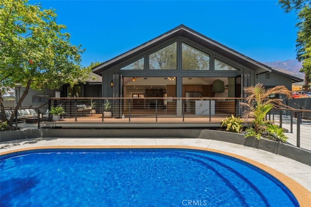 Property Photo: 32 W Las Flores Drive CA 91001