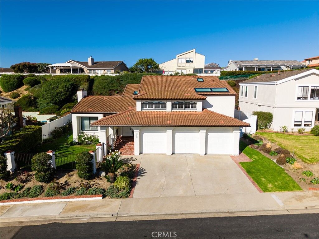 Property Photo:  33442 Abalone Drive  CA 92629 