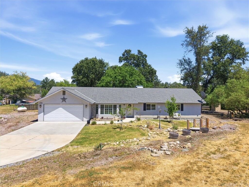 Property Photo:  47818 Road 417  CA 93614 