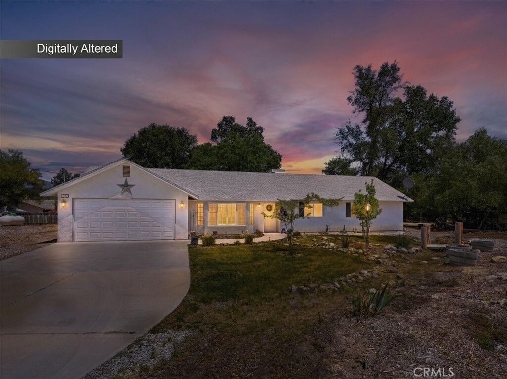 Property Photo:  47818 Road 417  CA 93614 