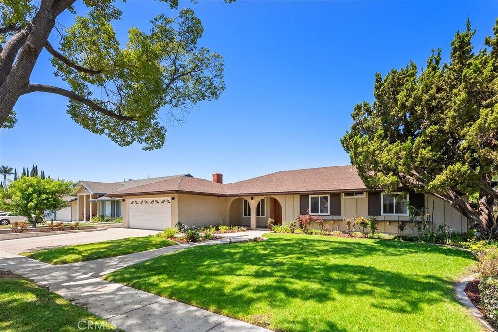 Property Photo:  109 S Alice  CA 92806 