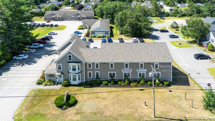 Property Photo:  1137 Main Street  ME 04073 