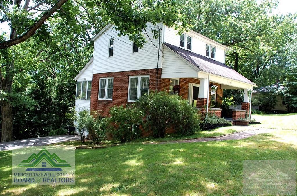 Property Photo: 1703 Augusta St. Extension WV 24701