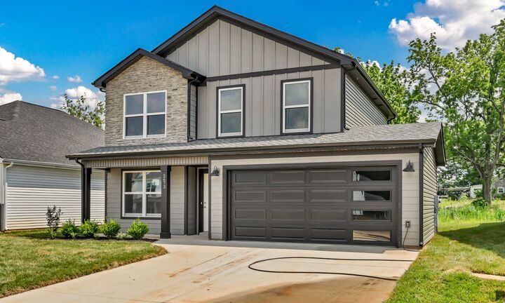 Property Photo:  2673 Brewster Dr  TN 37042 