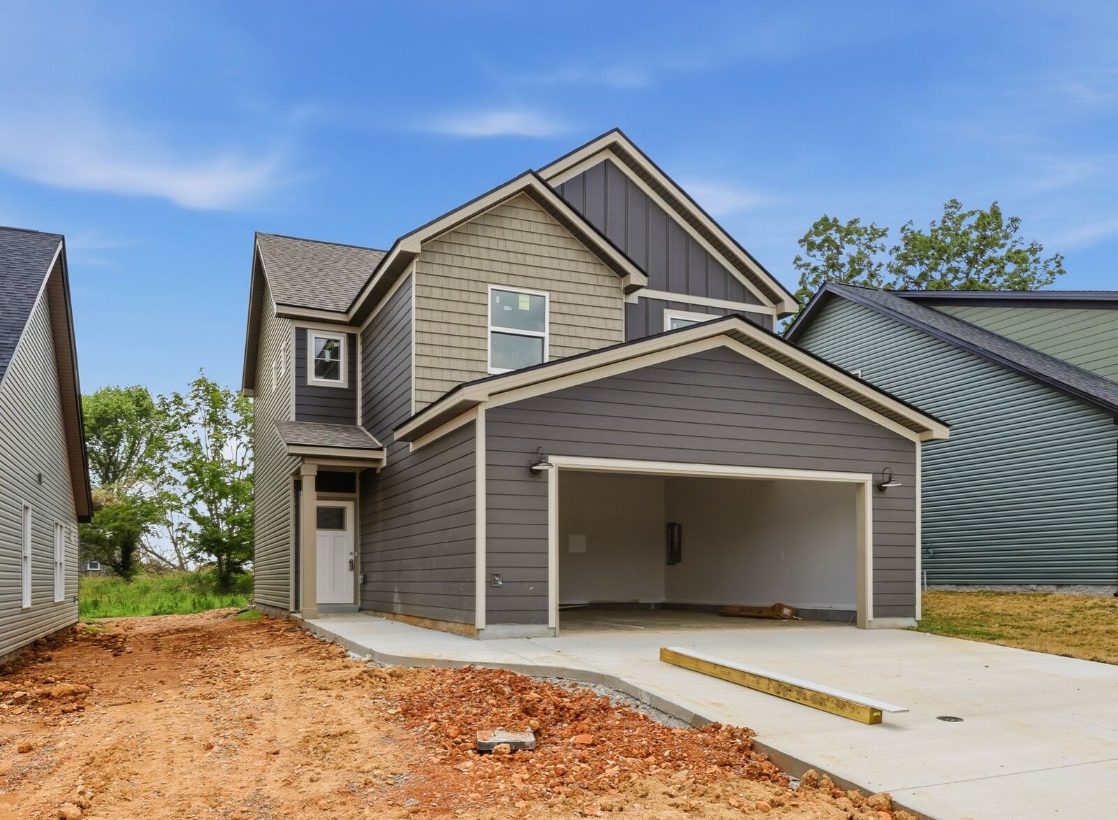 Property Photo:  2665 Brewster Dr  TN 37042 