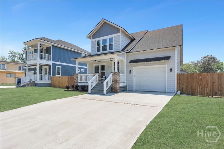 Property Photo:  2005 E 38th Street  GA 31404 