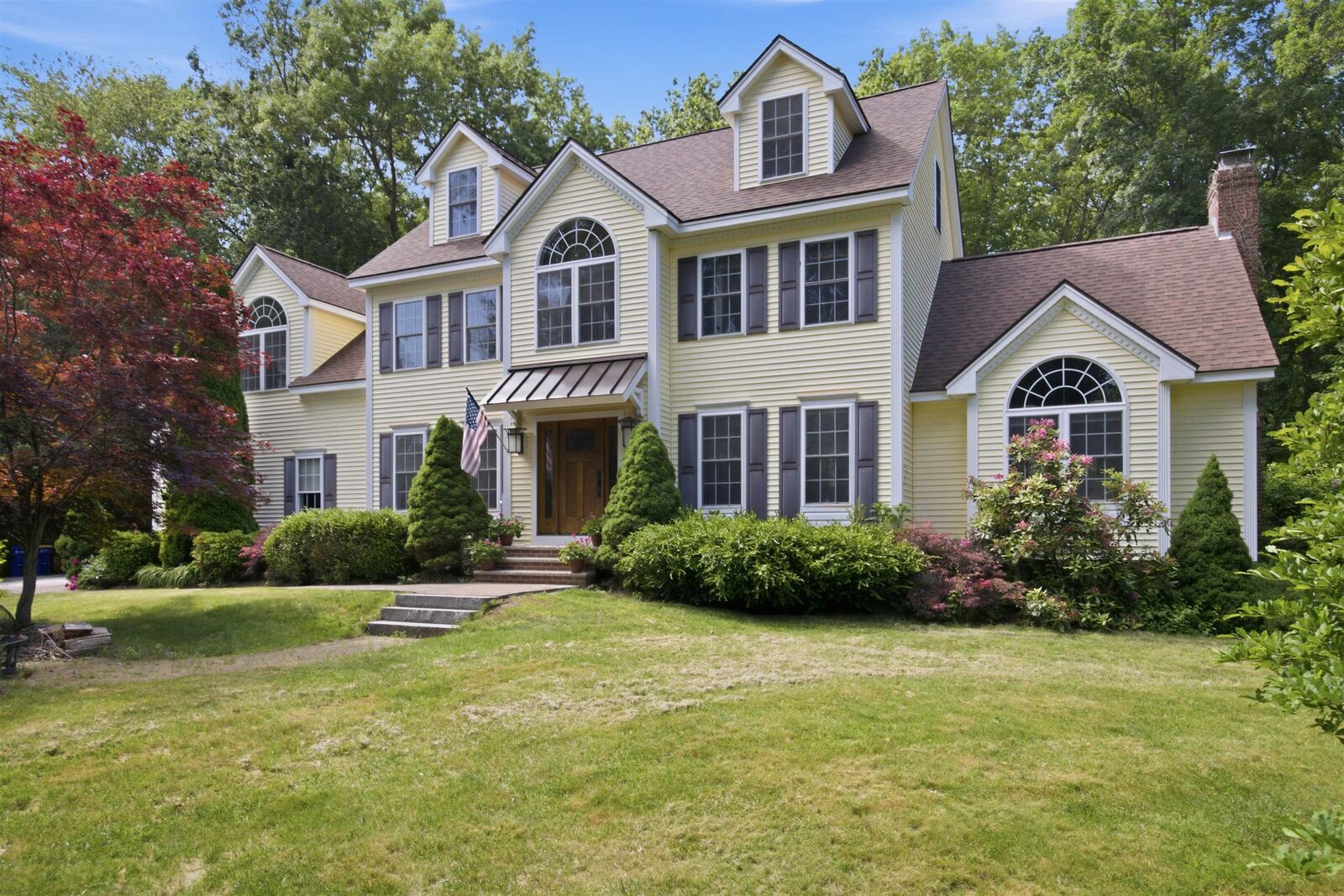 Property Photo:  8 Evergreen Drive  NH 03865 