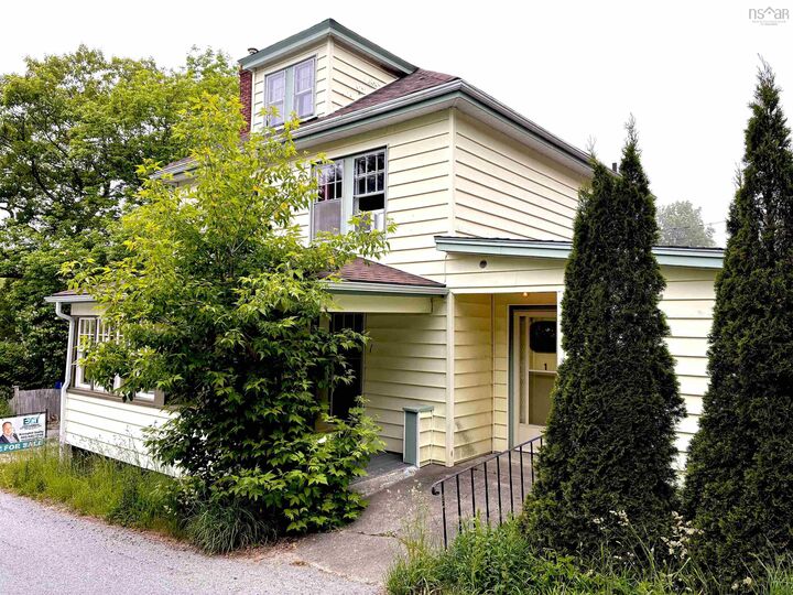 Property Photo: 1 Dexter Avenue NS B0J 1H0