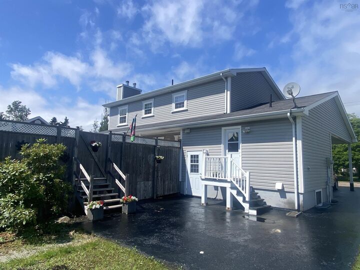 Property Photo: 707 Bernard Street NS B0E 2V0