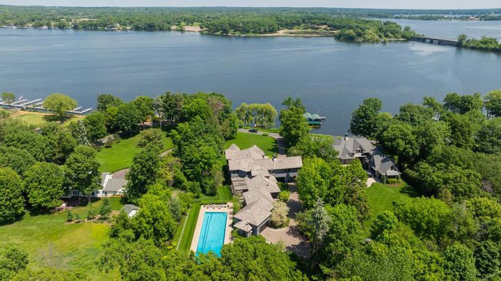 Property Photo: 2657 Woodbridge Road MN 55391