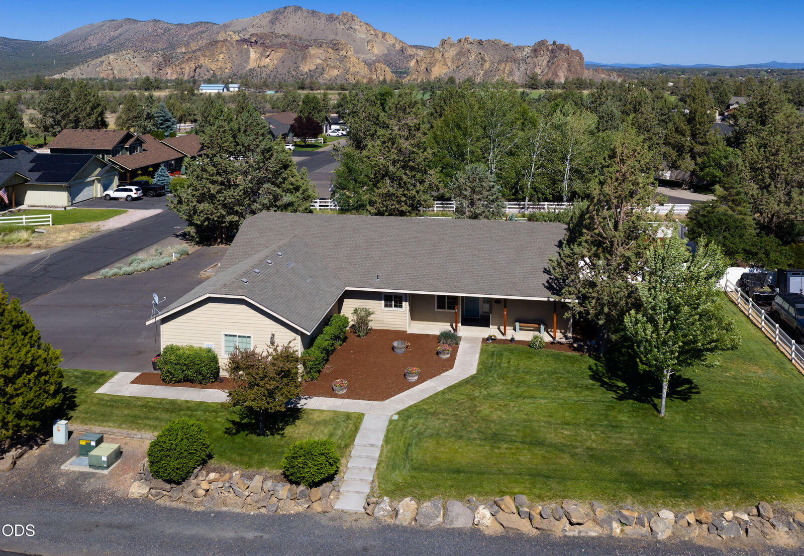 Property Photo: 502 Foss Drive OR 97760