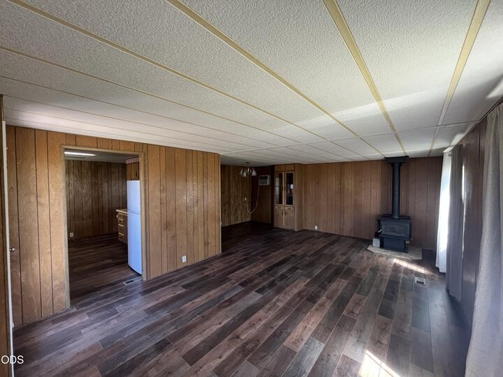 Property Photo:  31433 Price Street  OR 97623 