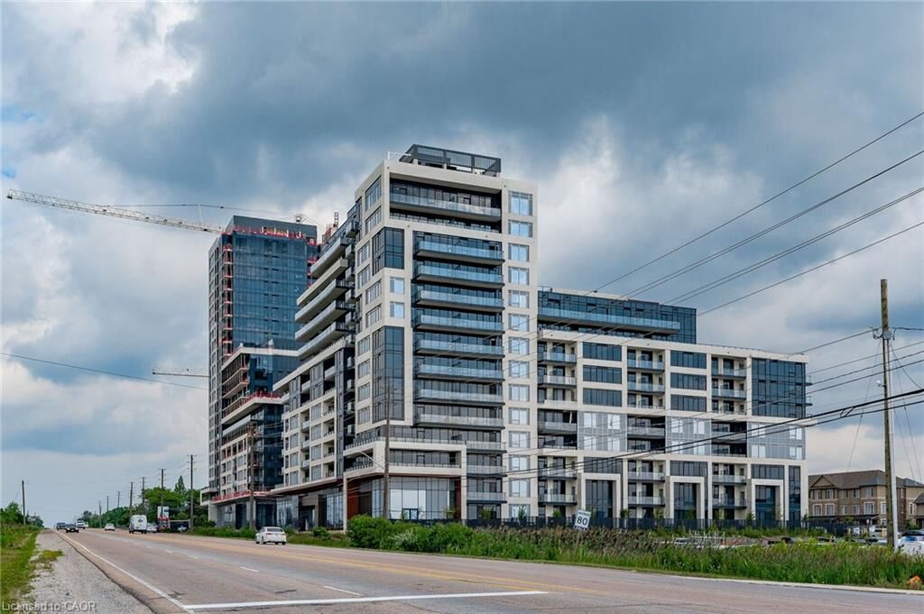 Property Photo: 3200 William Coltson Avenue 326 ON L6H 7X9