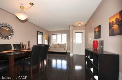 Property Photo:  5424 Tasha Drive  ON L5M 7Y2 
