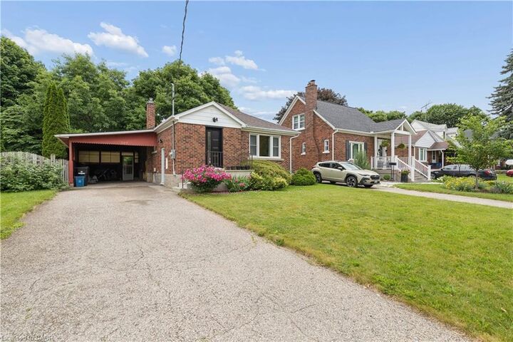 Property Photo:  209 Bedford Road  ON N2G 3A5 