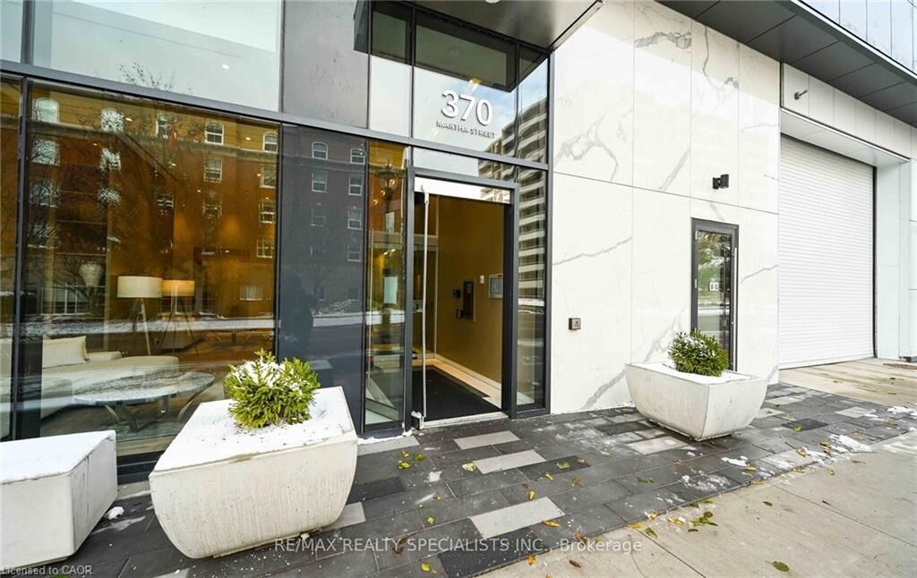 Property Photo: 370 Martha Street ON L6R 0G9