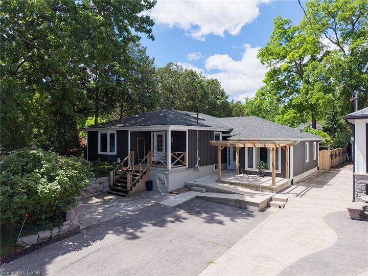 260 Owen Street — photo 1