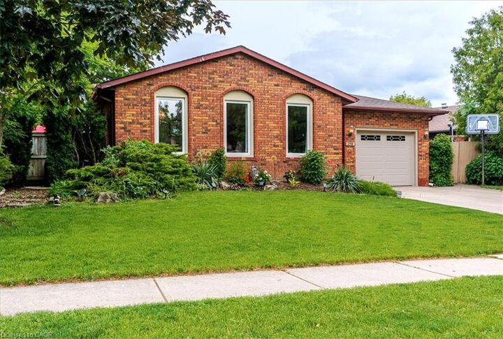 Property Photo:  219 Athenia Drive  ON L8J 1T6 