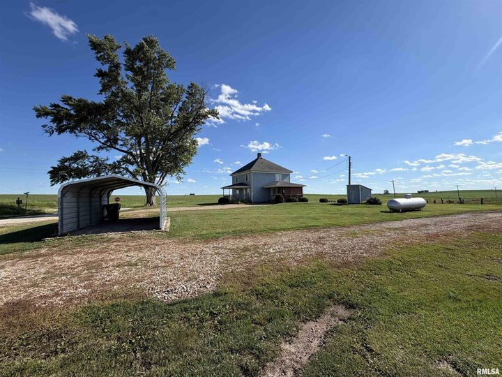 Property Photo: 2558 E County Highway 17 Highway IL 61415