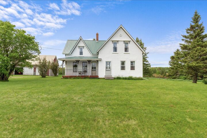 405 Newtown Road — photo 1