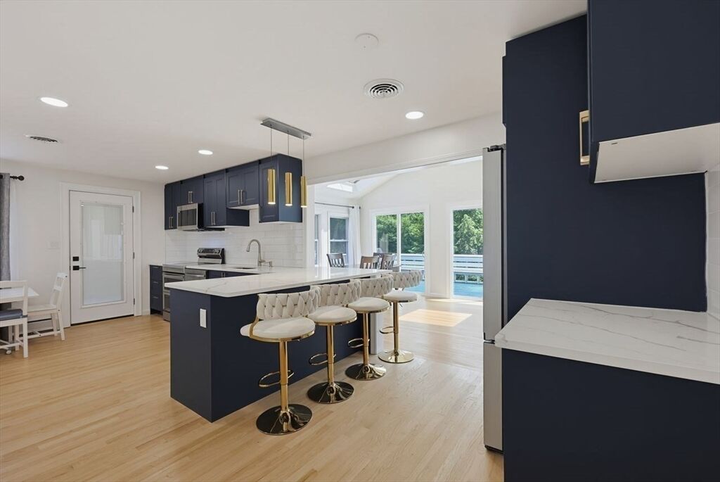 Property Photo: 138 Tolman St MA 02465