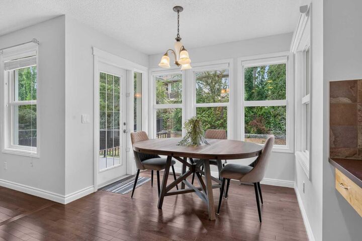 Property Photo: 29 Sunset Close AB T4C 0B3