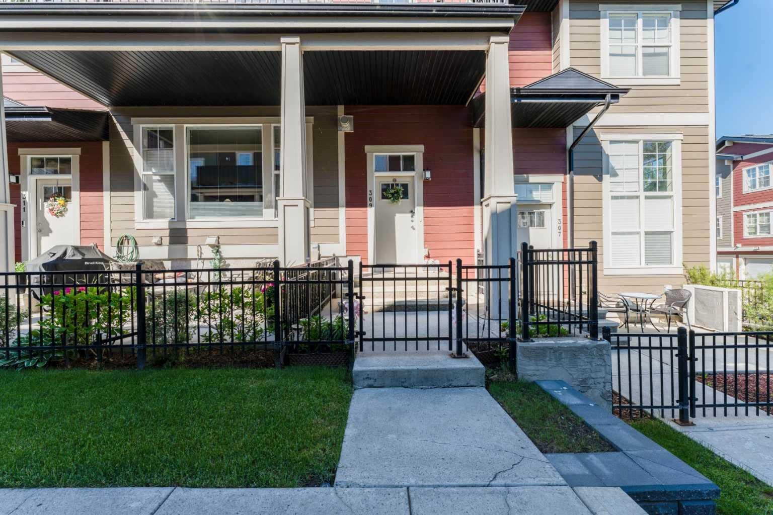 Property Photo:  309 Cranford Walk SE  AB T3M 1R7 