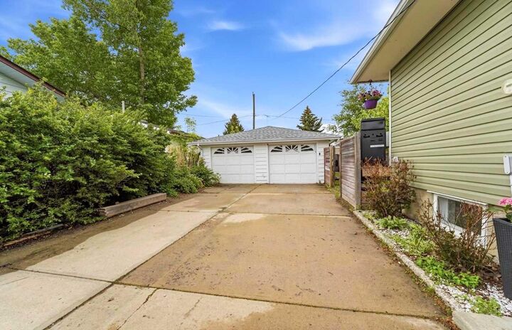 Property Photo: 5413 54 Street AB T4H 1J5