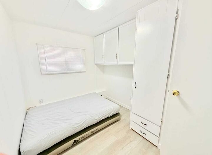 Property Photo: 2300 13 Street N 18 AB T1H 4E8