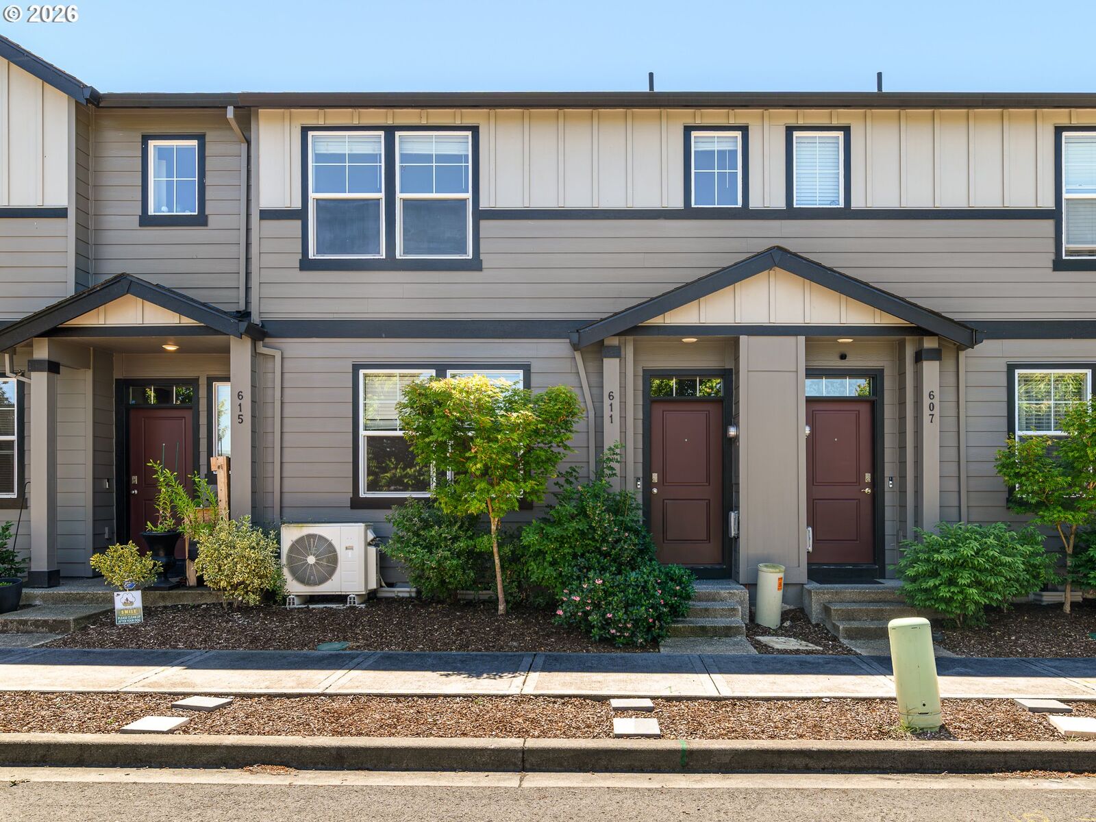 Property Photo: 611 NE 72nd St WA 98665