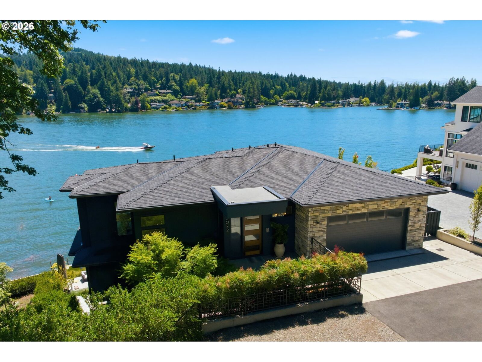 Property Photo:  3072 Lakeview Blvd  OR 97035 