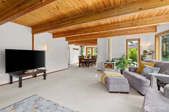 Property Photo:  1090  Middle Fork Road  WA 98570 