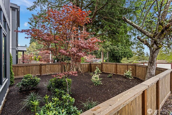 Property Photo: 9315 132nd Avenue NE WA 98033