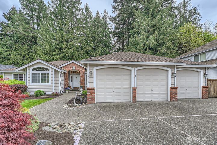 Property Photo:  15413  34th Avenue SE  WA 98012 
