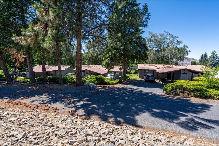 Property Photo:  460 N Keller Avenue A & B  WA 98802 