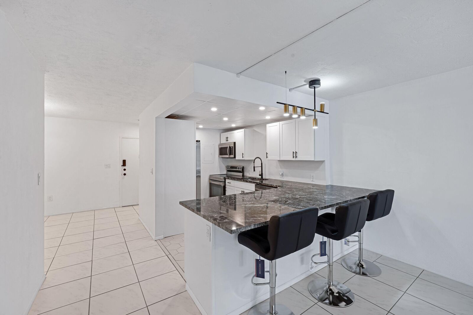 Property Photo:  7100 NW 17th Street 220  FL 33313 