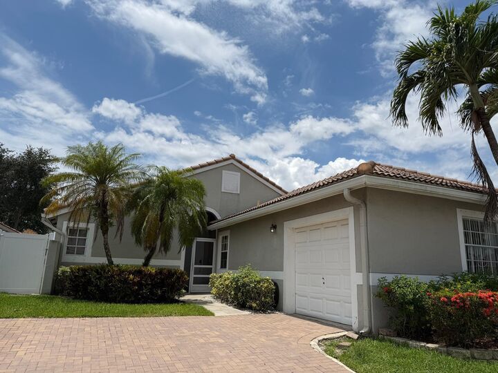 Property Photo: 10084 Encore Path FL 33428
