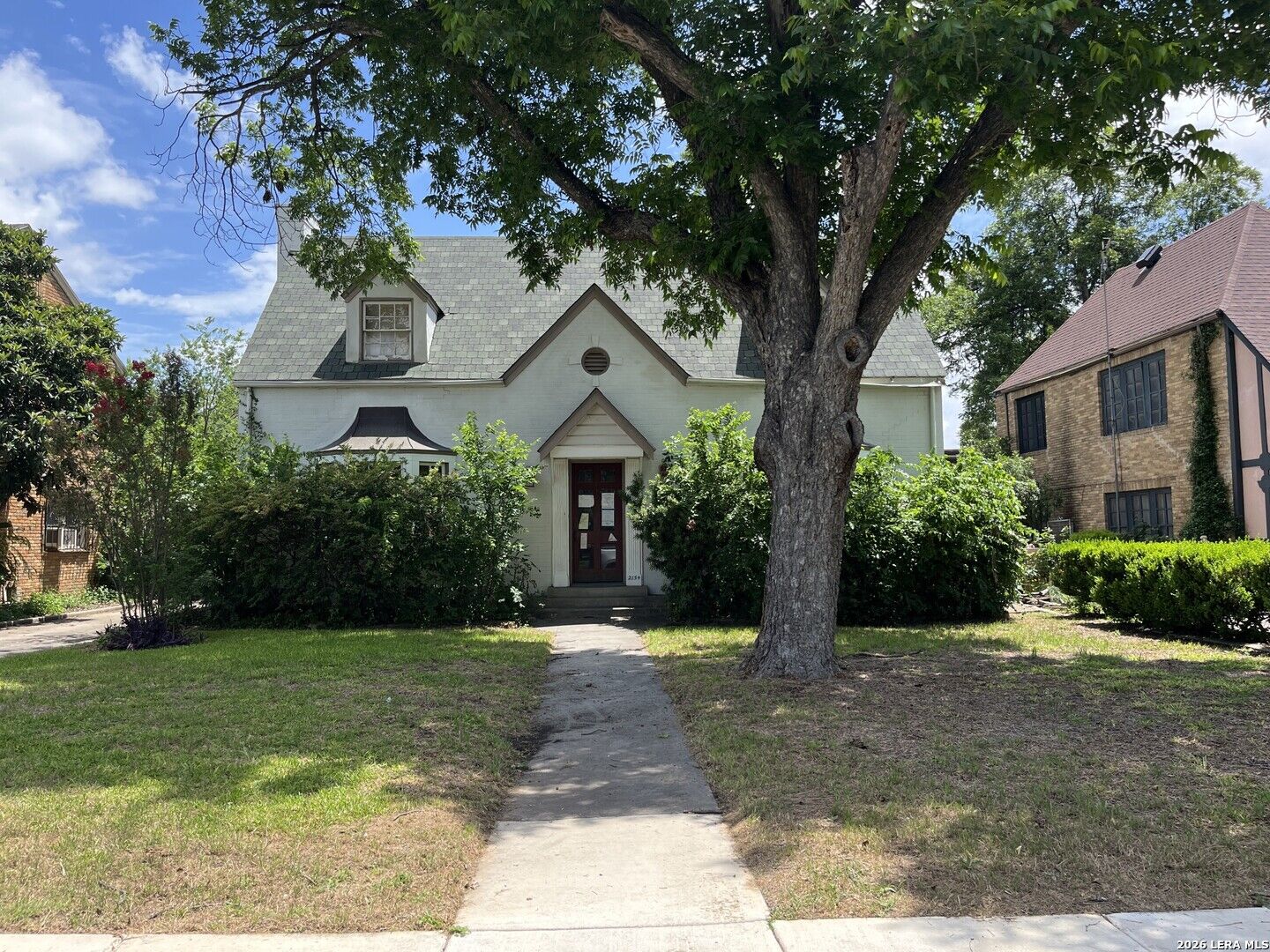 Property Photo:  2154 W Kings Hwy  TX 78201 