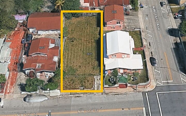 Property Photo:  1611 NW 2nd St  FL 33125 