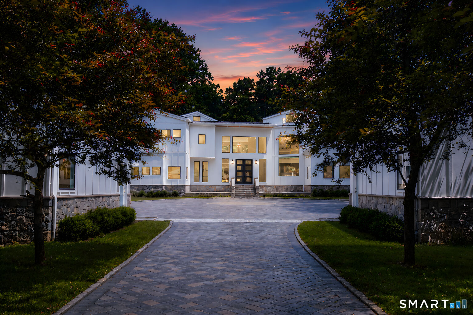 Property Photo:  475 Fence Row Drive  CT 06824 