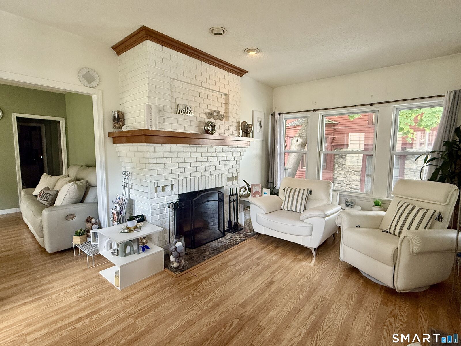 Property Photo:  46 Windsor Street  CT 06708 